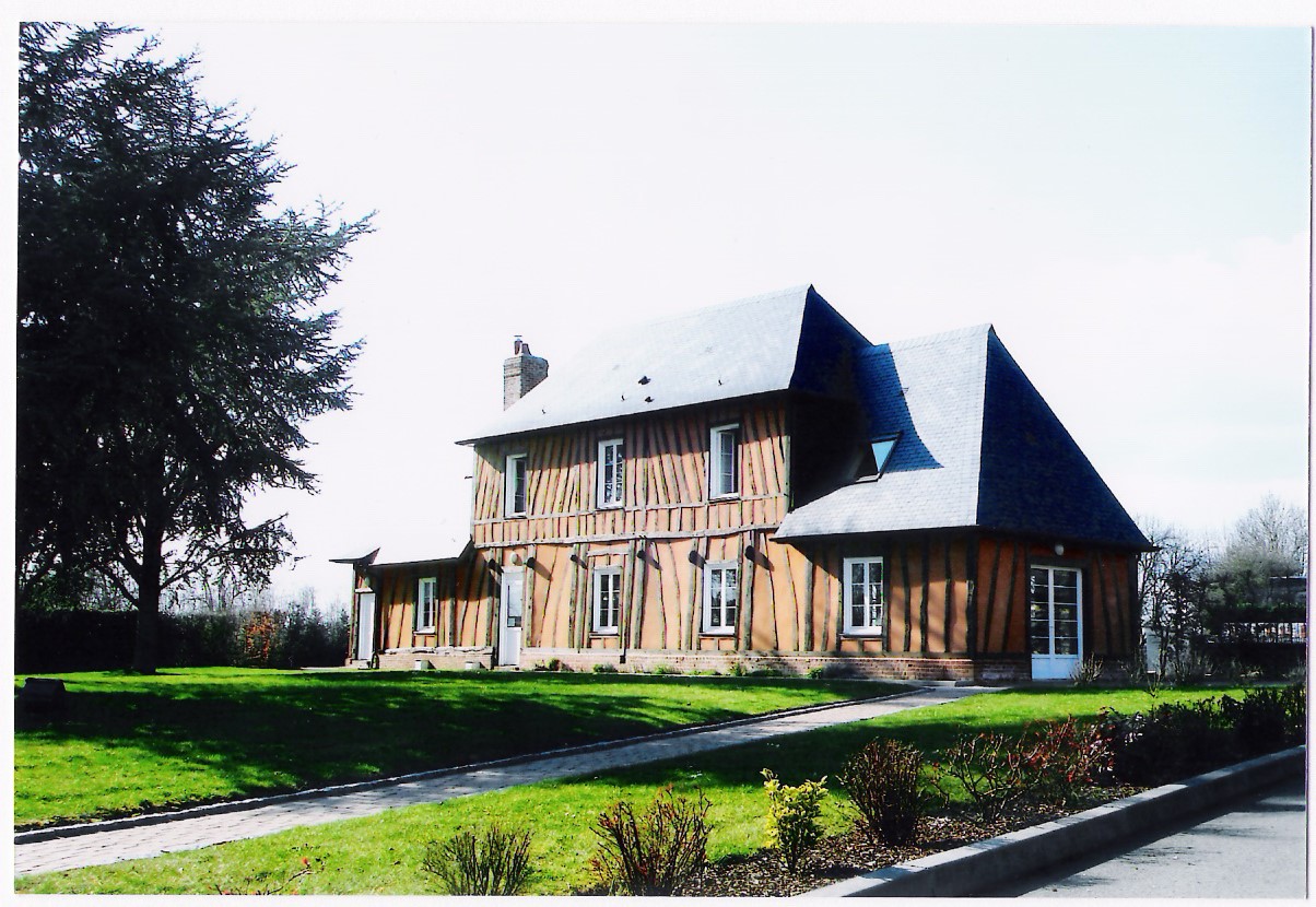 Mairie du Caule sous le soleil